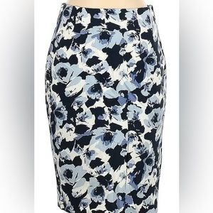 Amanda & Chelsea Floral Pencil Skirt (S)